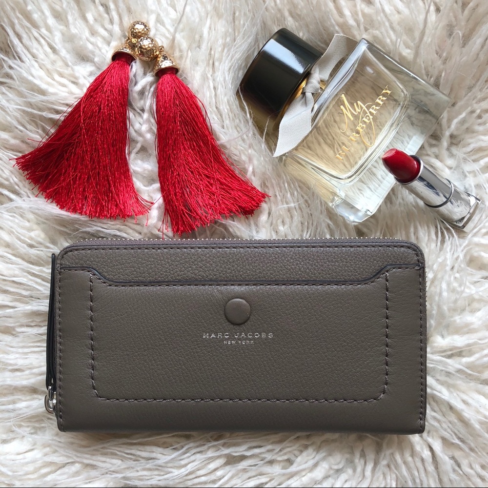 Marc Jacobs Recruit Standard Continental Wallet
